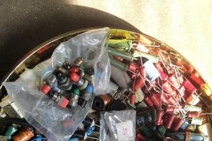 一盒老元件