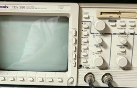 泰克TDS380示波器维修