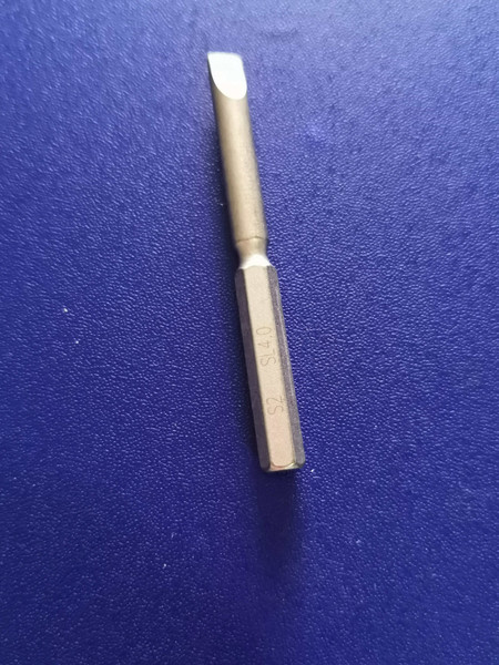 13刀头近照.jpg
