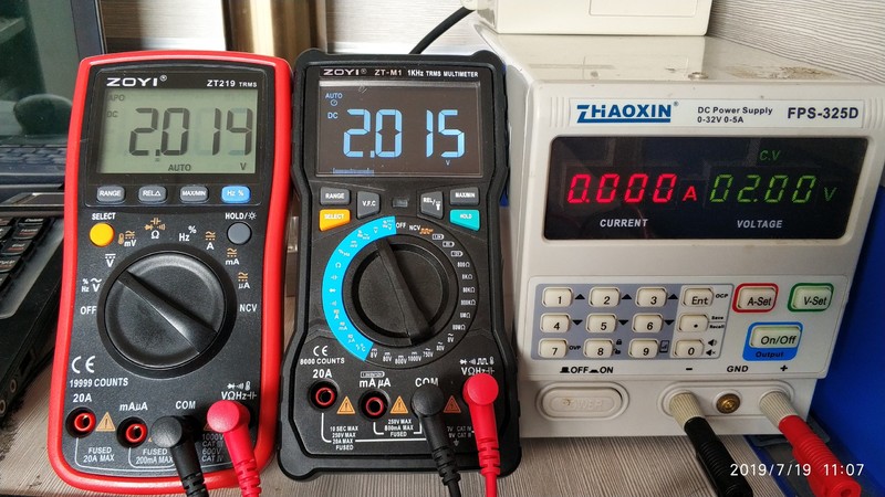 2V