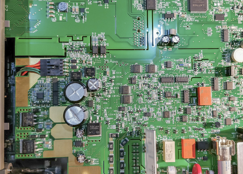 DMM6500变压器旁边第二个设备1.jpg