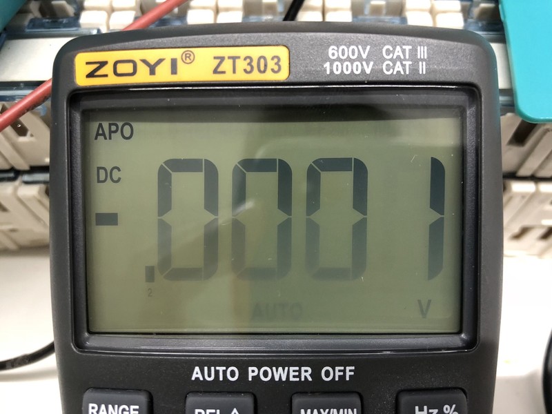 修改之前 VLCD = 3V