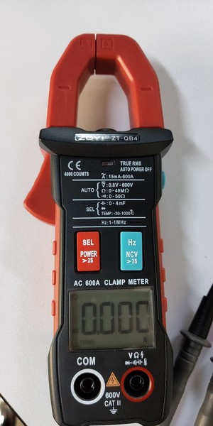 不插表笔，默认电流测试