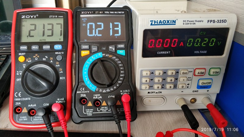 0.2V