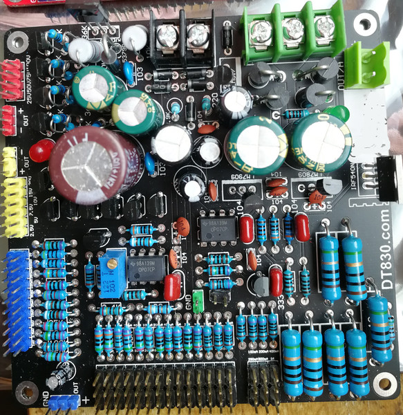 DT830-VAR-1819.jpg