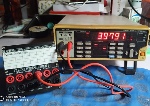 4.000V