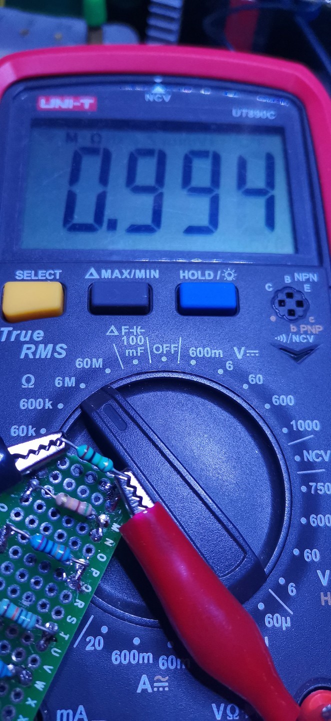 UT890 1MΩ.jpg