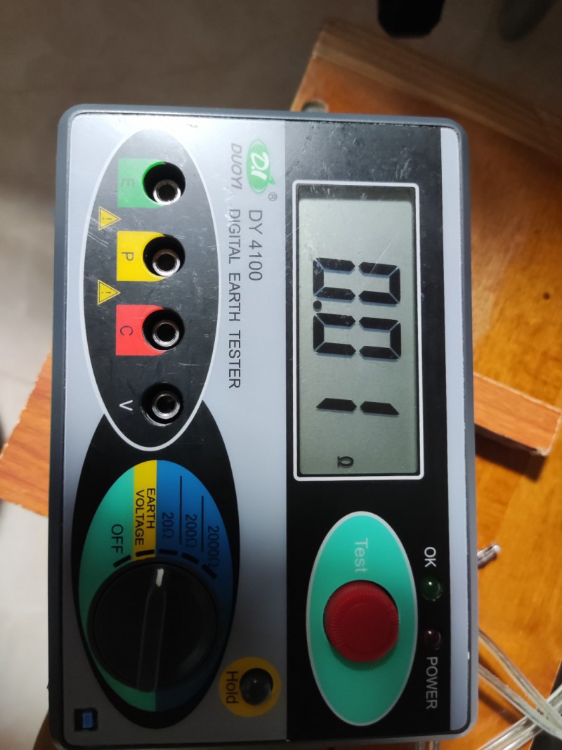 多一DY4100地阻仪更换牛屎芯ICL7106硬芯.