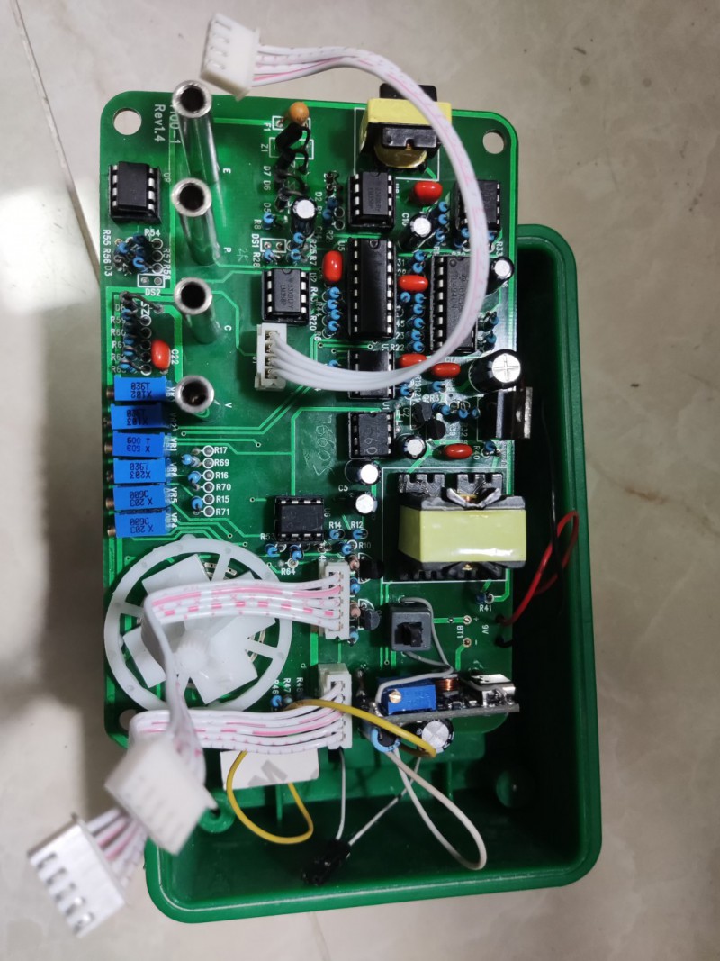 多一DY4100地阻仪更换牛屎芯ICL7106硬芯.