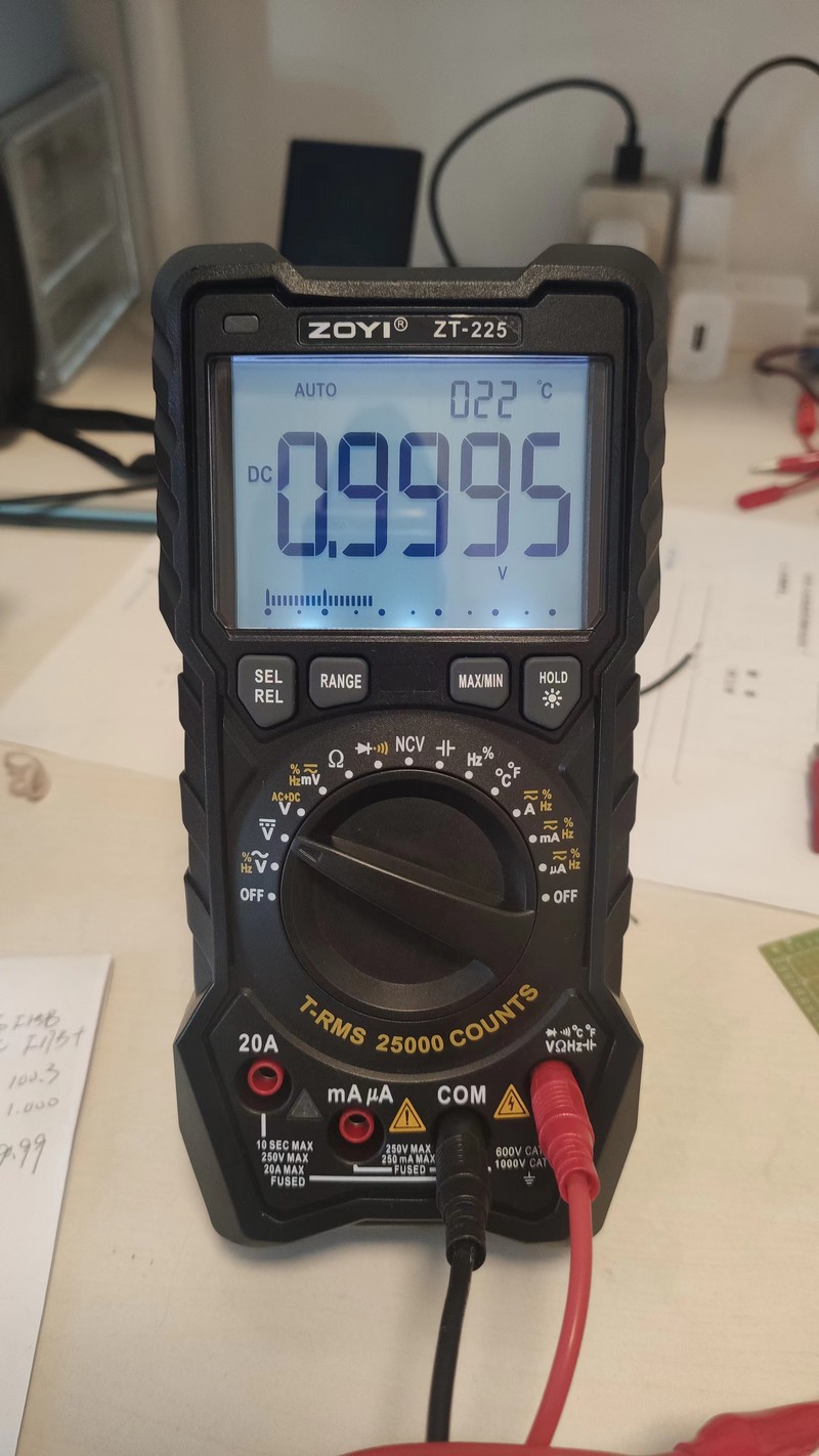 22℃ 1V