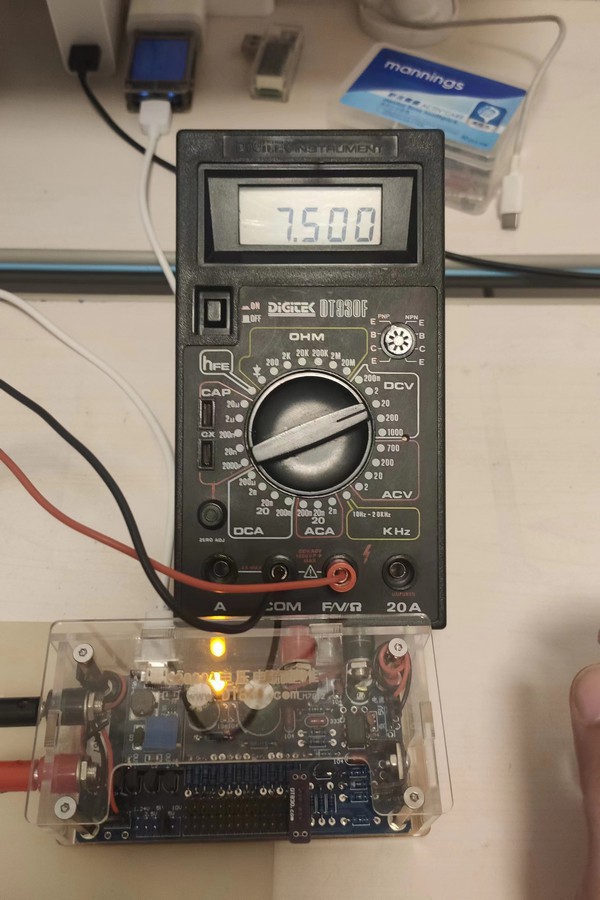 7.4997V.jpg