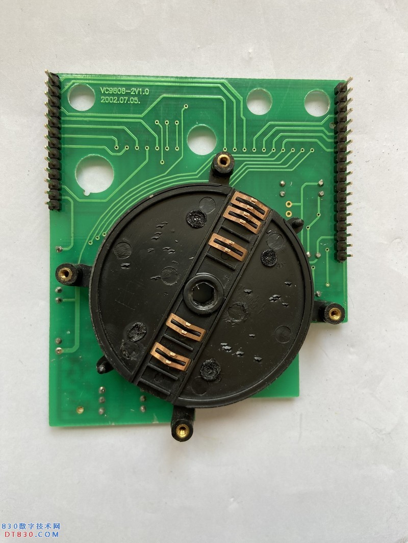 VC9808-1V1.0 2002.07.05 08.JPG