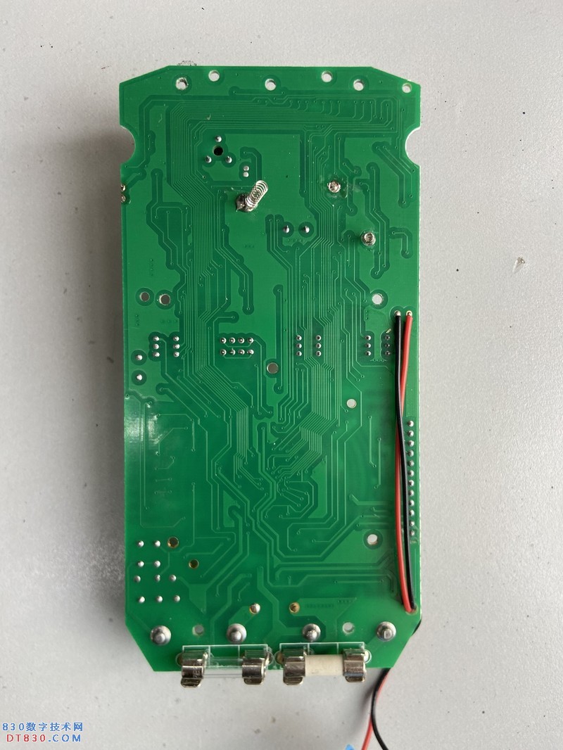 VC9808-1 V0.5 2012-09-10 06.JPG