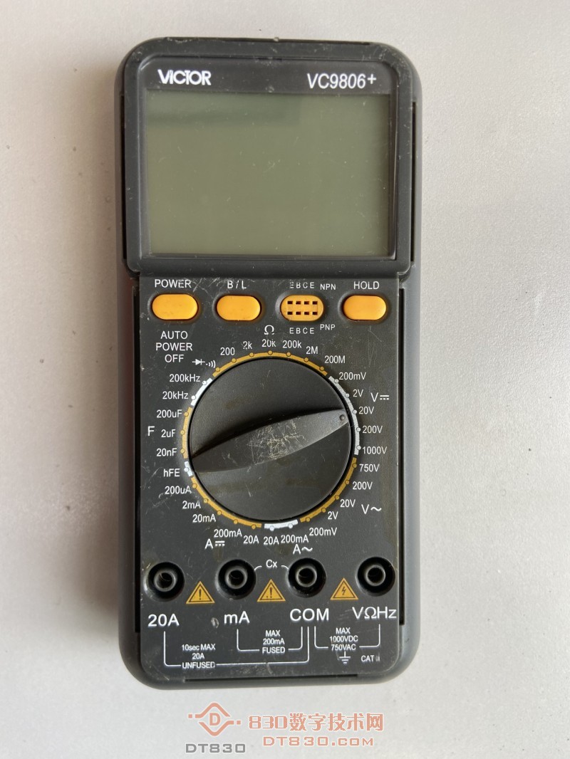 VC9806A   061101 V2.0 2代03.JPG