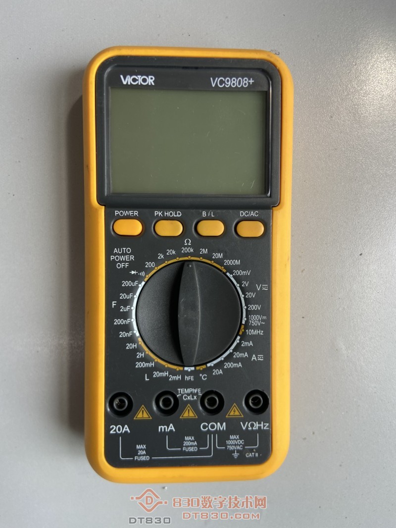 2005-08-10 VC9808A  -1 V2 01.JPG