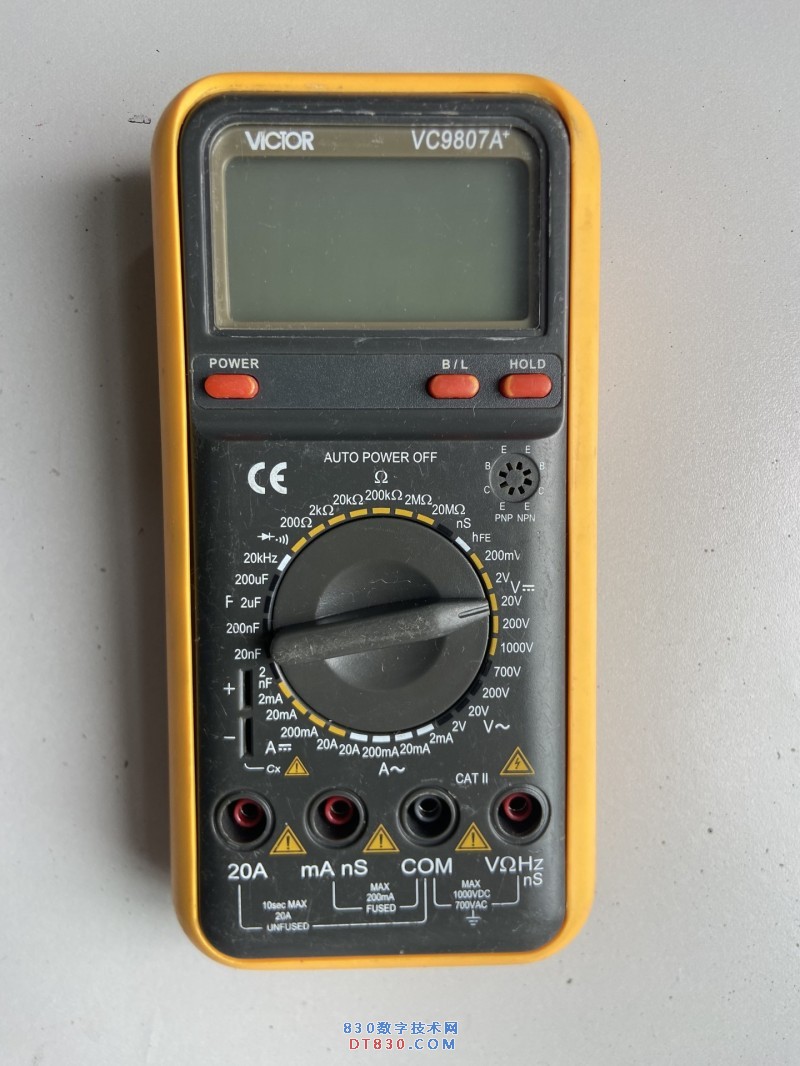 2004.03.05 VC9807A  V1.1 01.JPG