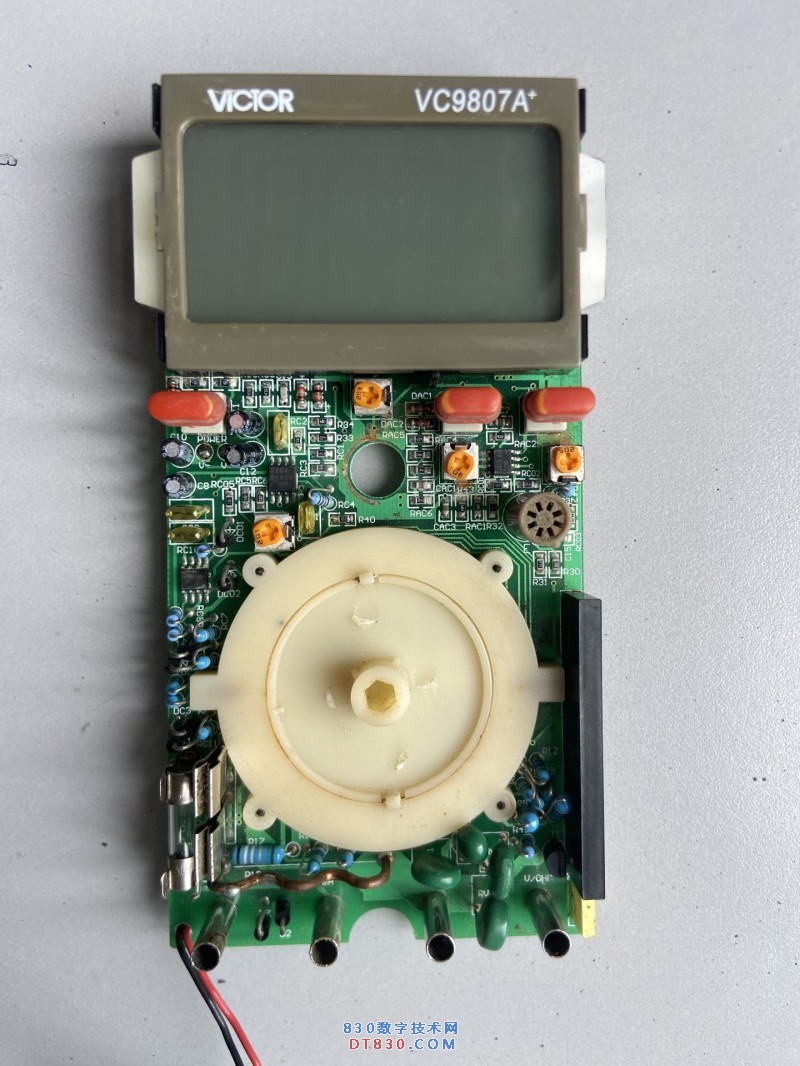 2004.03.05 VC9807A  V1.1 04.JPG