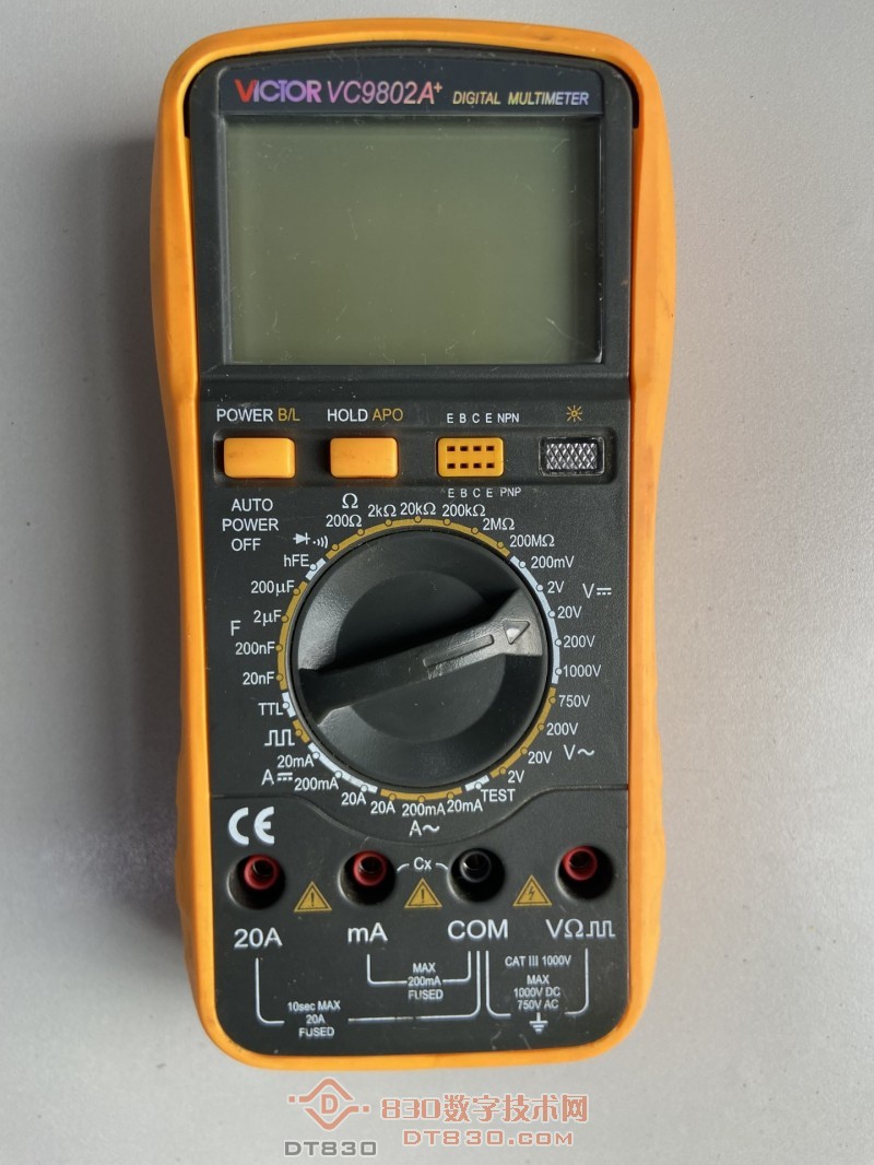 9802A  V0.3 2011-09-28 01.JPG