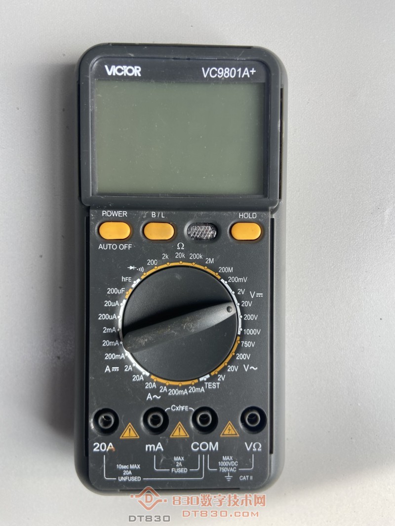 VC9801A   V2.3 050910 03.JPG