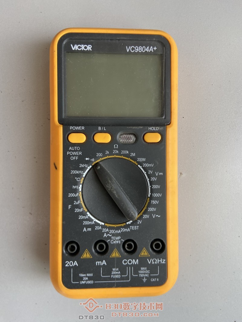 VC9804  V1.6 050927 2代 01.JPG