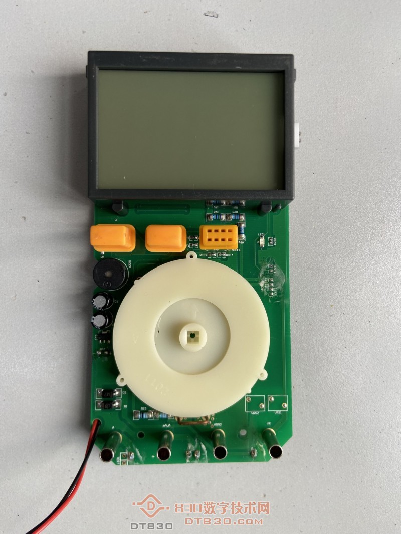 VC9804A  V1.0 2013-05-15 04.JPG