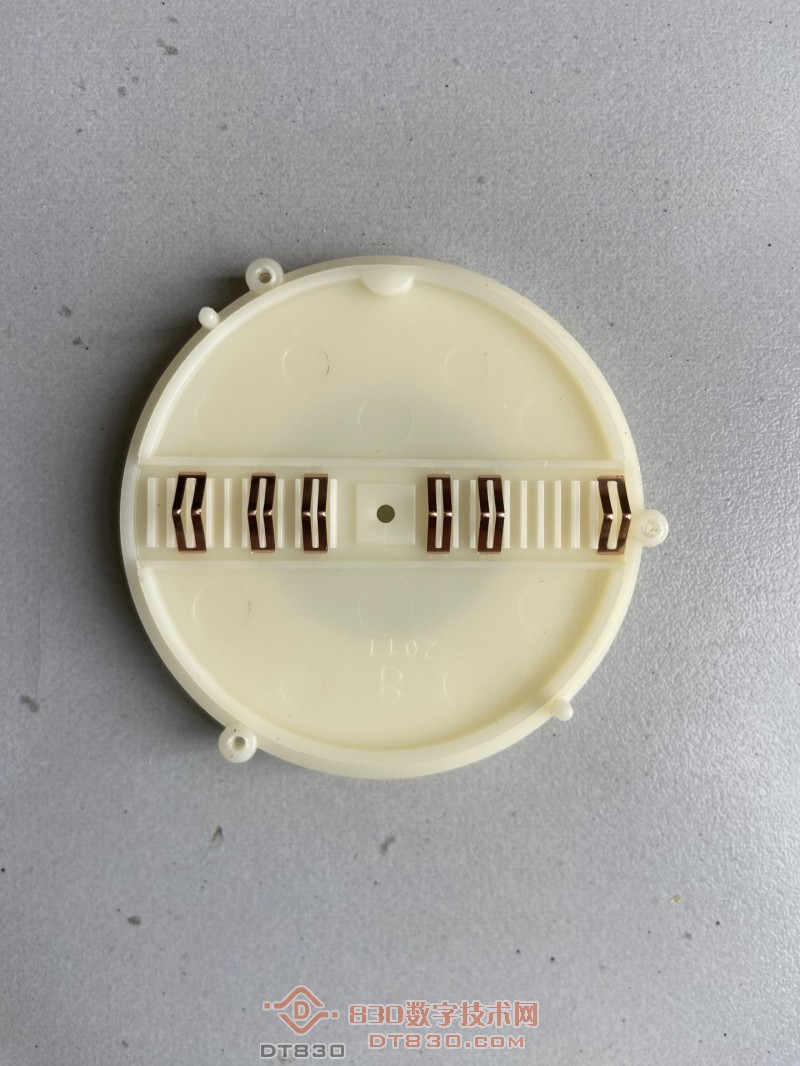 VC9804A  V1.0 2013-05-15 07.JPG