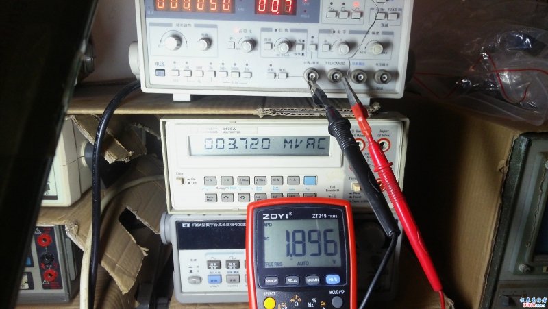 50hz正玄波电压测试为1.896v