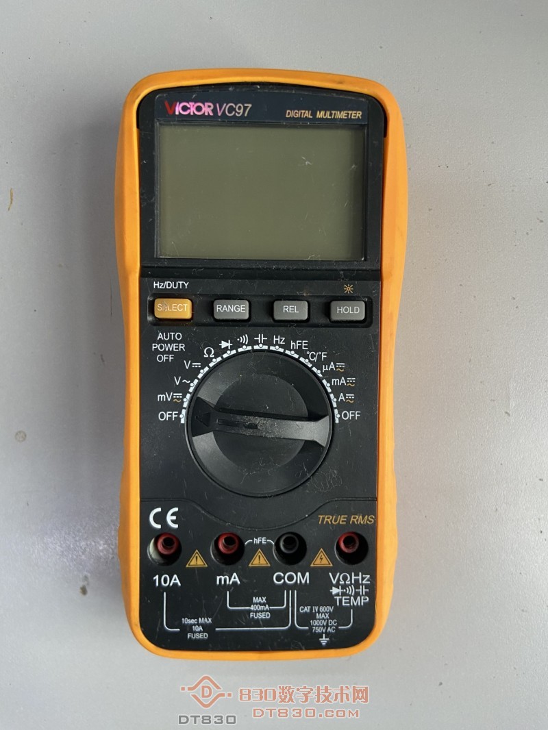 2013-08-29 VICTOR V1.2  01.JPG