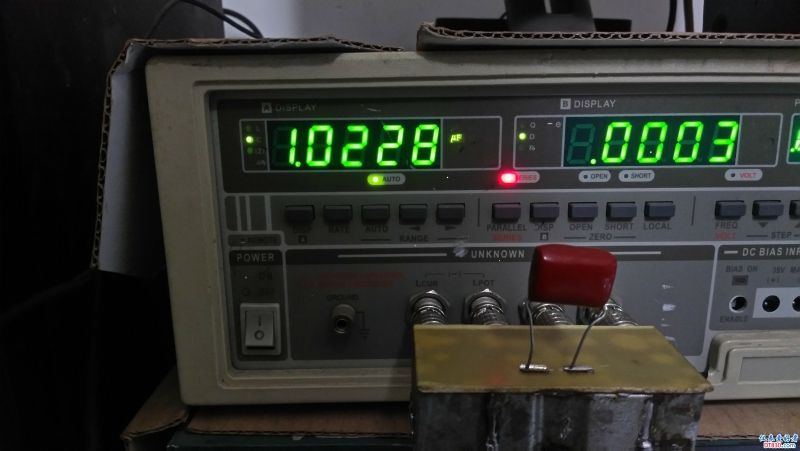 1uf电容测试为1.0228uf